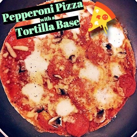 RECIPE: Pepperoni Pizza With a Tortilla Base | #ThisGirlEats